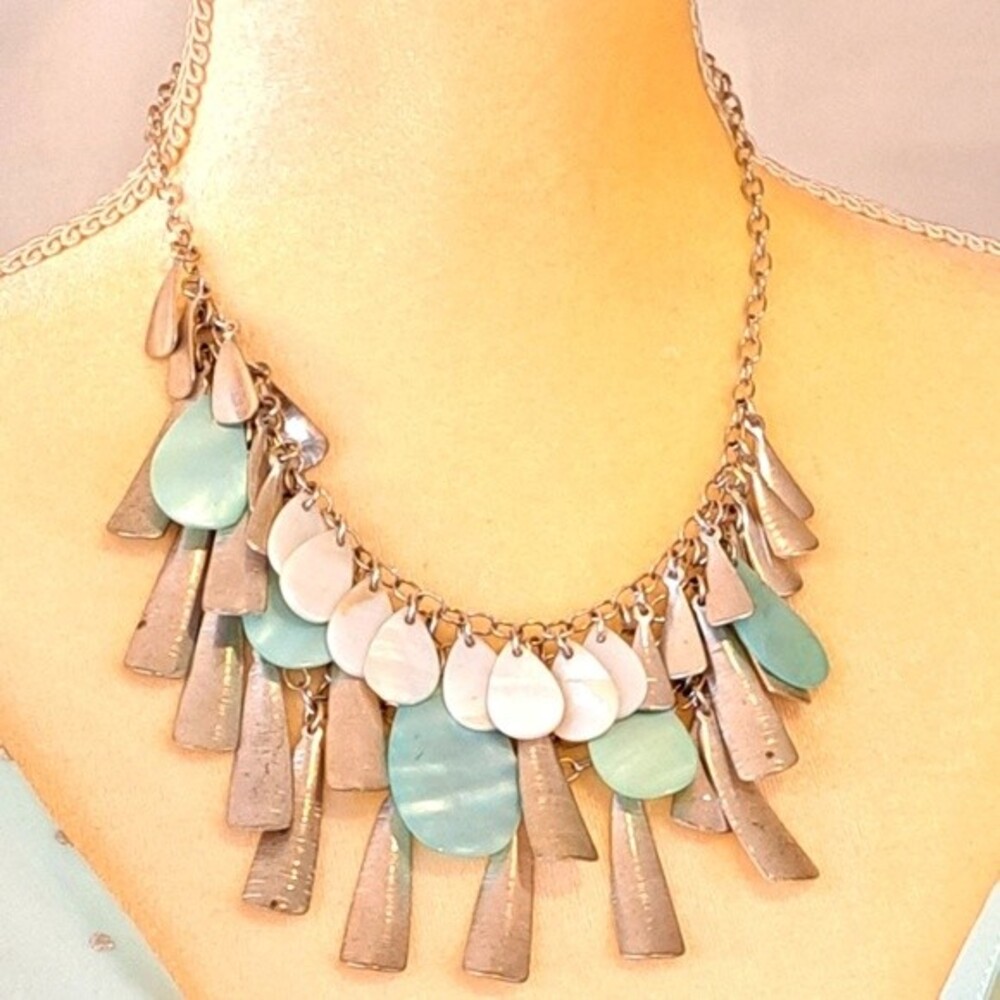 Talbots Y2K Unique Silver Necklace in Silvery Blues and Pearls Fashion Jewelry